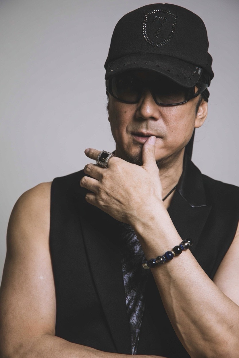 黒田崇矢